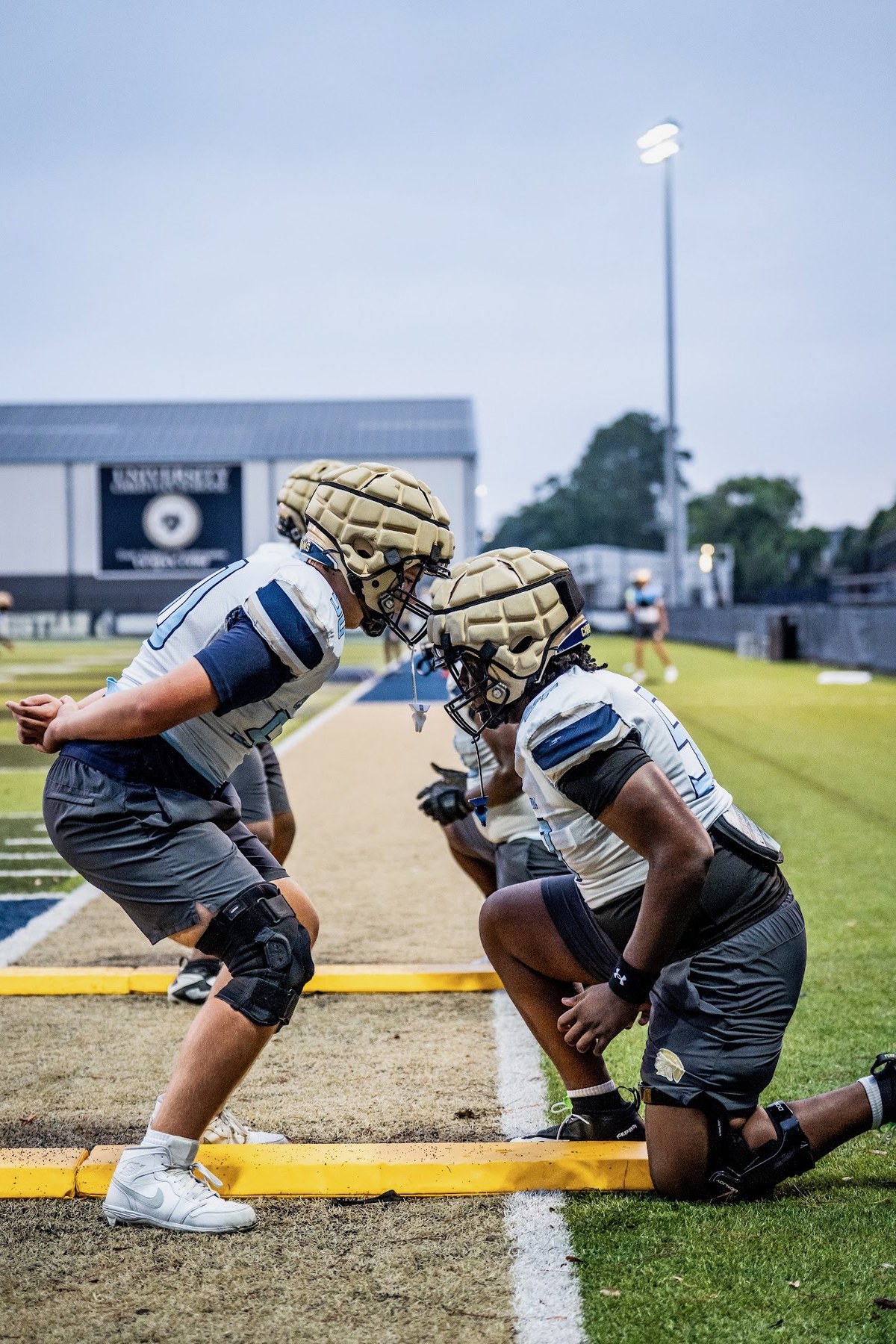Kayden Hamilton practicing offensive line technique